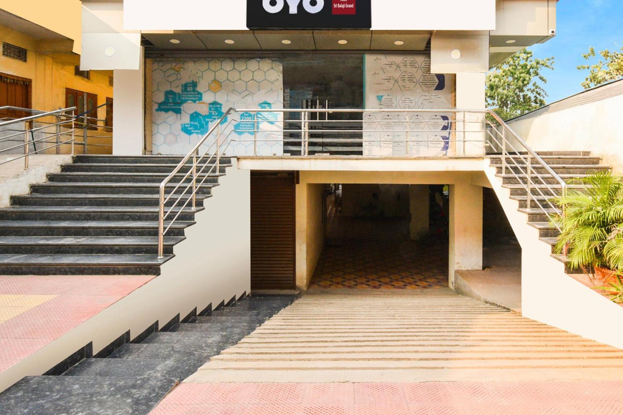 Hotel O Sri Balaji Grand حيدر أباد المظهر الخارجي الصورة
