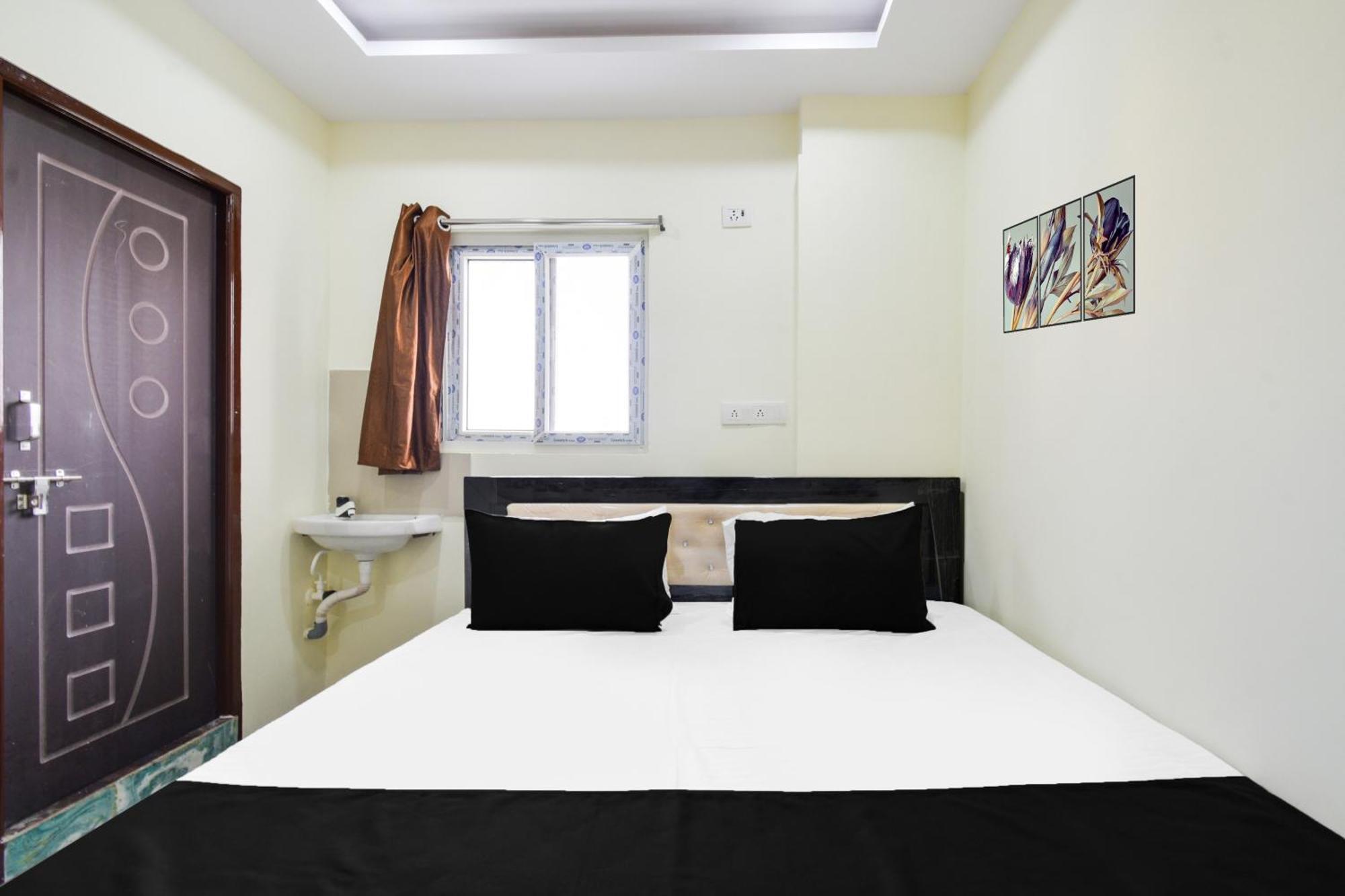 Hotel O Sri Balaji Grand حيدر أباد المظهر الخارجي الصورة