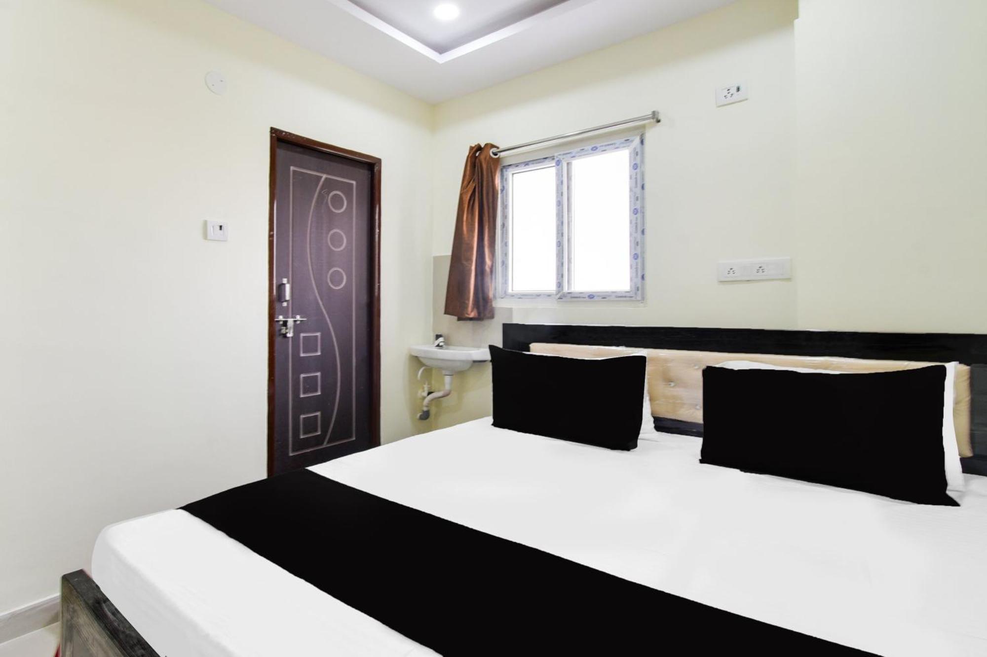 Hotel O Sri Balaji Grand حيدر أباد المظهر الخارجي الصورة
